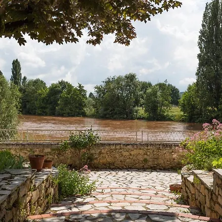 Vila Les Tiraux Sleeps 8 Wifi Le Bugue